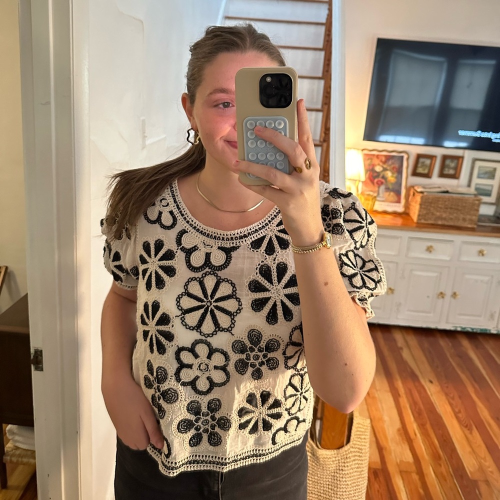 Solitaire Black and White Floral Embroidered Blouse